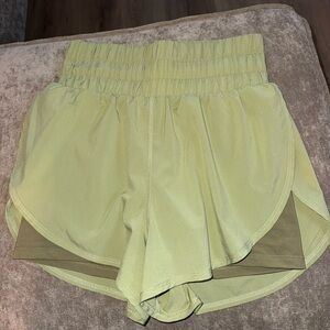 Green Vitality shorts